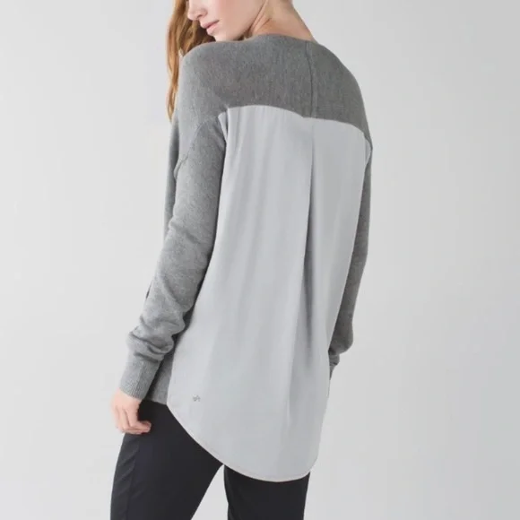 Lululemon NWOT Cardi In The Front Heathered Medium Grey / Silver Spoon - Picture 2 of 12